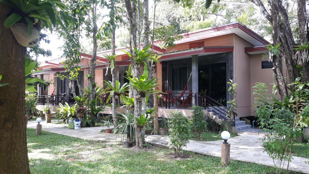 Fill - Feel @ Long Beach Resort Koh Lanta Exterior photo